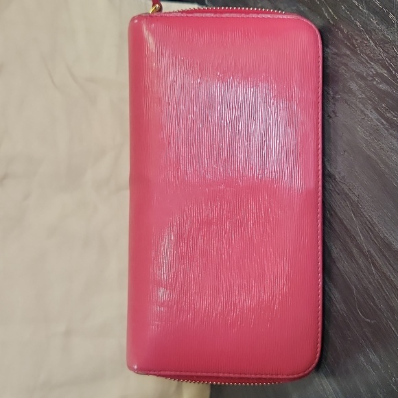 Prada wallet - Picture 4 of 12